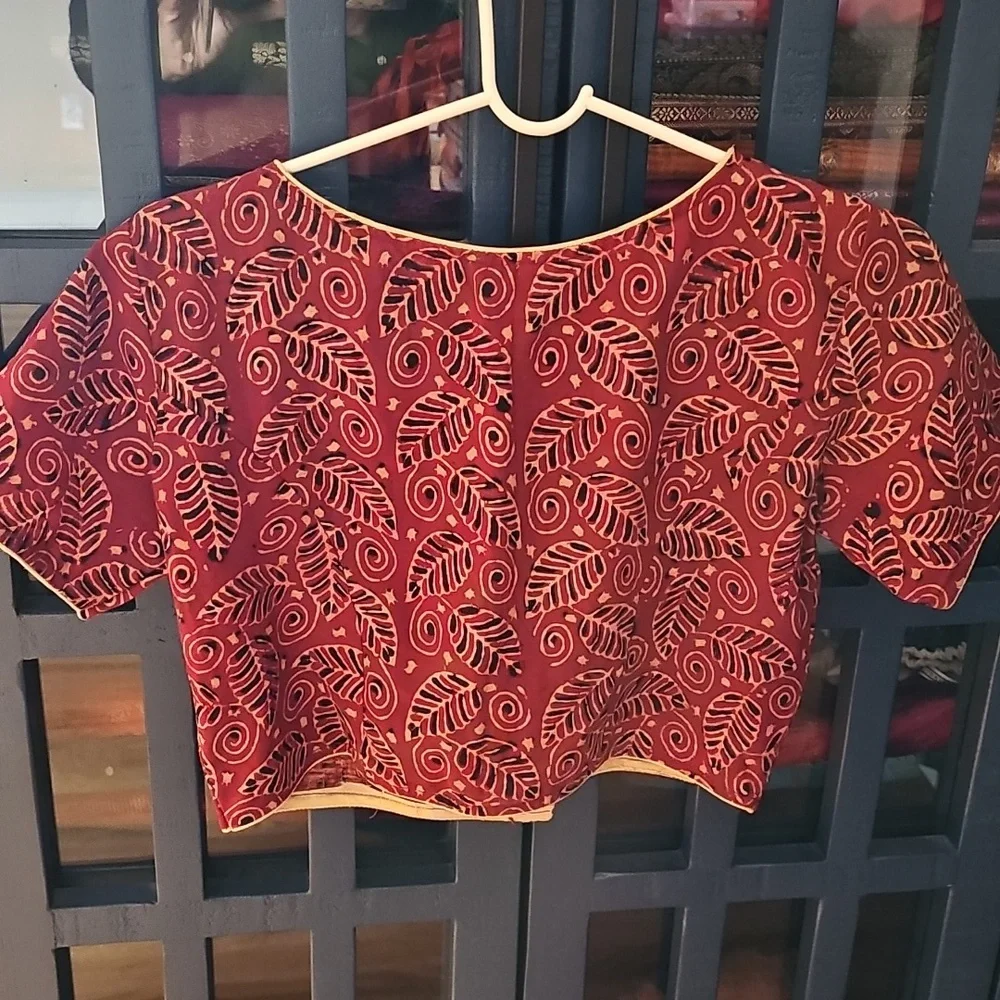 Crop top with Blockprint - Picture 7 of 9